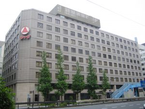 Takeda_Pharmaceutical_Company_(Tokyo_Head_Office)_1